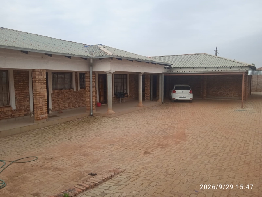10 Bedroom Property for Sale in Ellaton North West